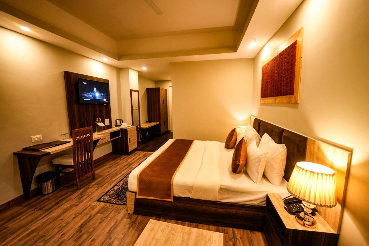 Hotel Square One By D'Polo Dharamshala Exterior foto